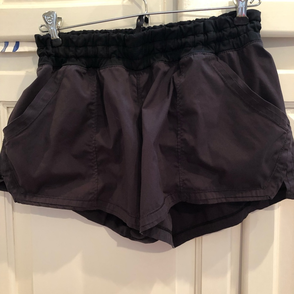 Lululemon size 8 black shorts